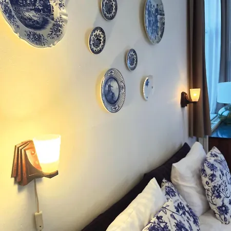 Hotel Logis Pastis 2*