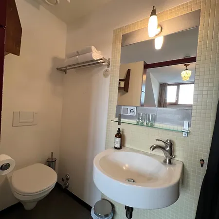 Logis Pastis Hotel 2*