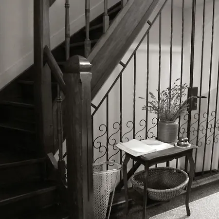 Szálloda Logis Pastis