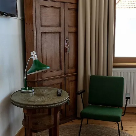 Logis Pastis Szálloda 2*