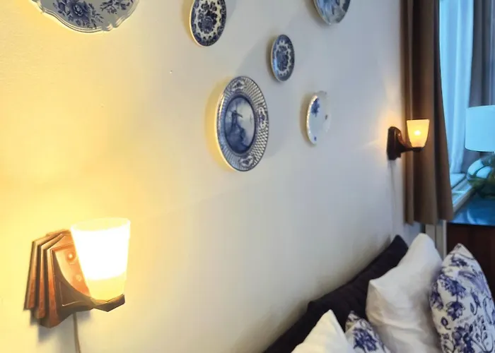 Hotel Logis Pastis 2*