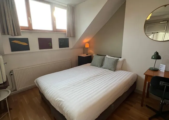 Logis Pastis Hotel 2*