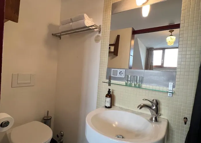 Logis Pastis Hotel 2*